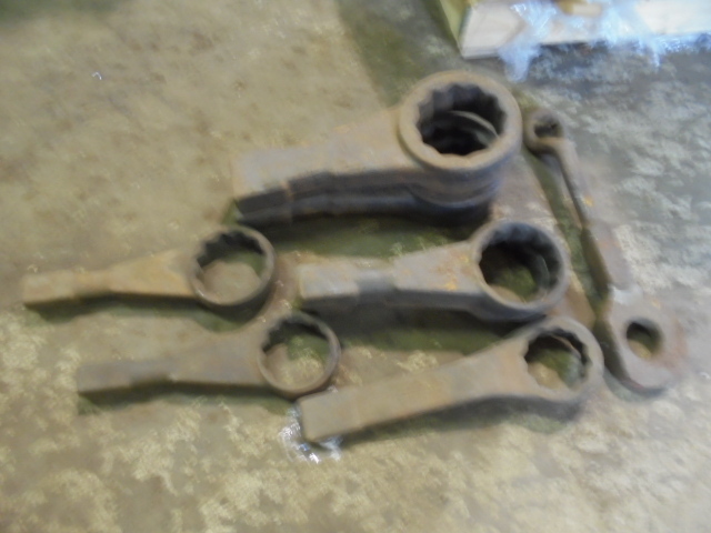 lot 8 image: Heavy Duty Wrenches