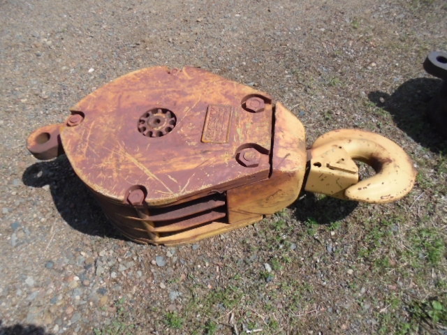 lot 34 image: Mckissick Snatch Block