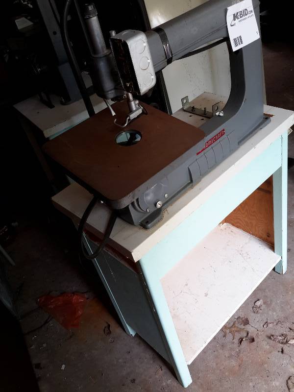 lot 1 image: Homecraft Bandsaw
