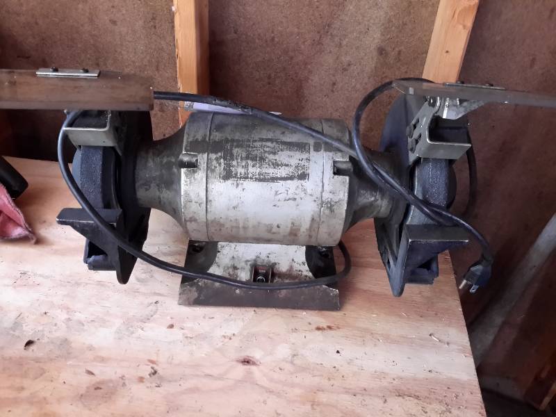 lot 9 image: Jet Bench Grinder
