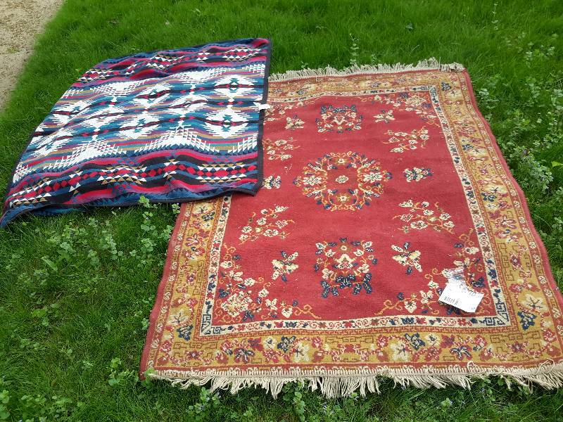 lot 69 image: 2 Mulitcolored Rugs