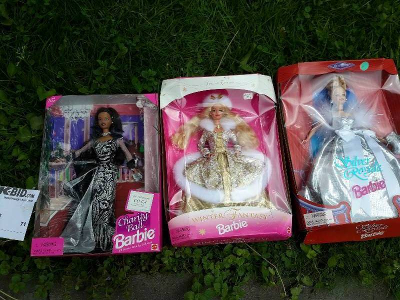 lot 71 image: 3 Various Barbie Dolls in Box