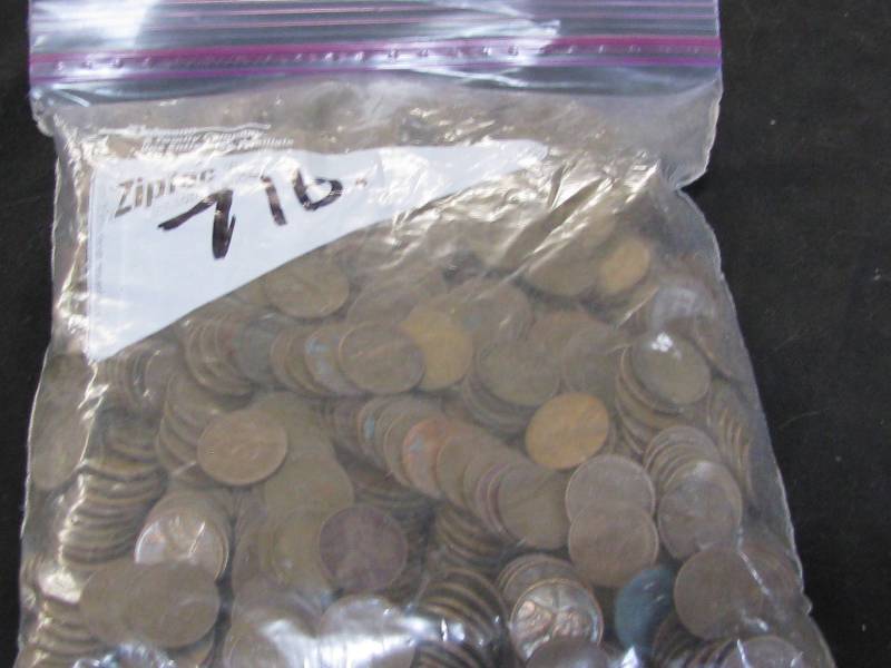 lot 18 image: Wheat Pennies