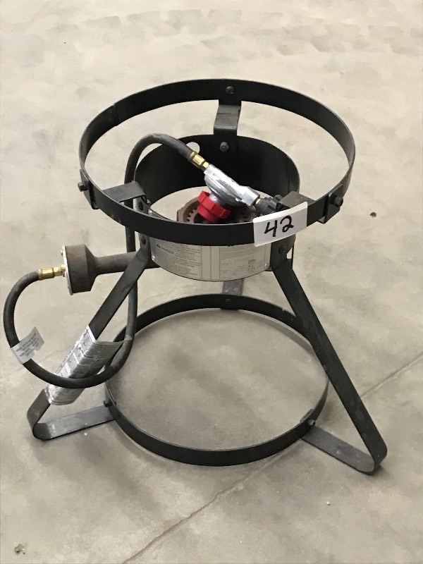 lot 42 image: LP-Gas Fryer With Hose & Regulator ...
