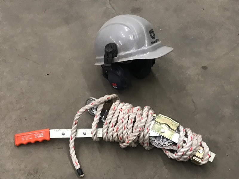 lot 91 image: (1) Come-Along & (1) Hardhat With E...