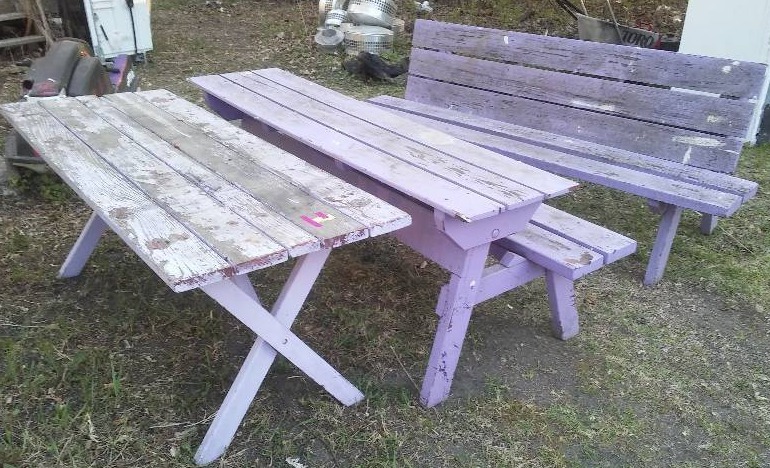 lot 24 image: 6 ft. 3 Piece Set Picnic Ensemble