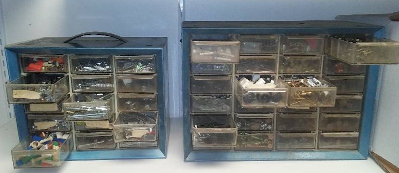 lot 29 image: 2 metal storage bins with contents bin 1 15 drawer 10 x 8 x 6 bin 224 drawer,13 x 9.5 x 6