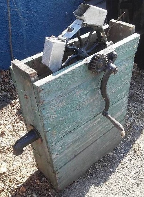 lot 51 image: Incredible water feature, handmade hand crank that fills into the spout