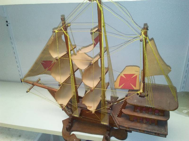 lot 75 image: Wooden sailboat