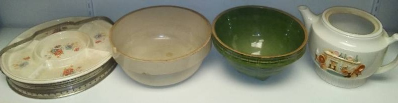 lot 93 image: 4 pieces of pottery, vintage