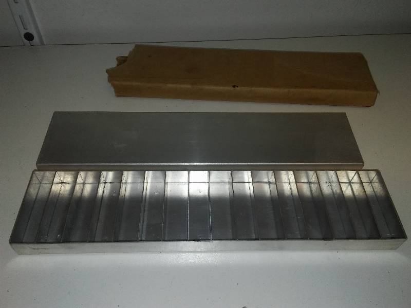 lot 96 image: Sterile aluminum scientific tray