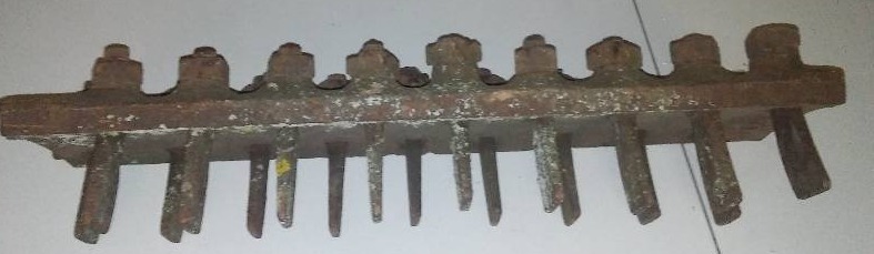 lot 121 image: Heavy cast Digger section 22 x 5 x 5