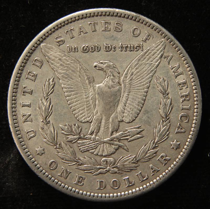 1900 MORGAN SILVER DOLLAR AU
