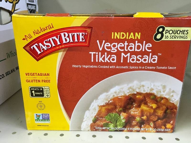 lot 8 image: VEG TIKKA MASALA 810Z, RETAIL $11.99