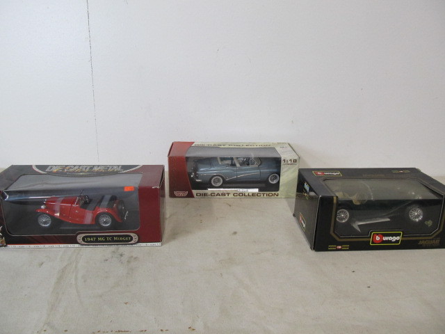 lot 27 image: Lot of MINT IN BOX Diecast Cars