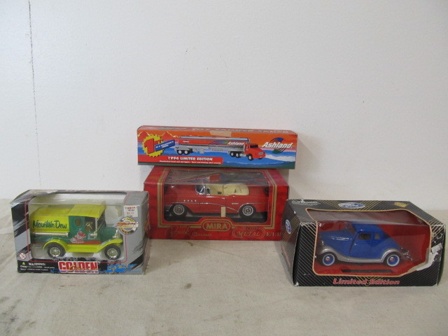 lot 31 image: Lot of MINT IN BOX Diecast Cars