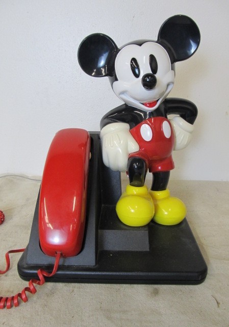 lot 115 image: Vintage MICKEY MOUSE Telephone