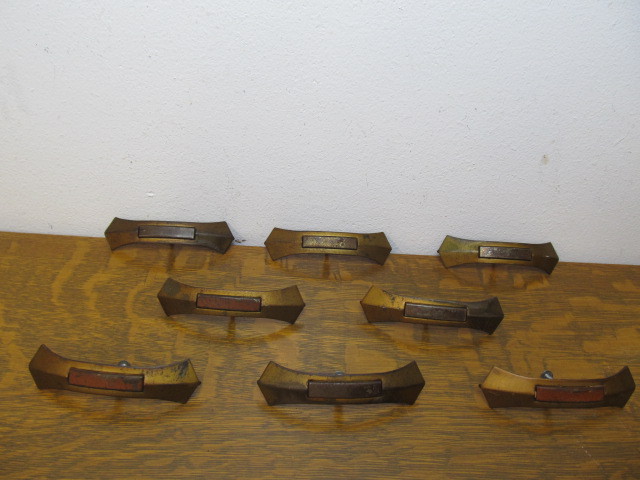 lot 95 image: Set of 8 original 1930s-40s Deco Drawer Pulls