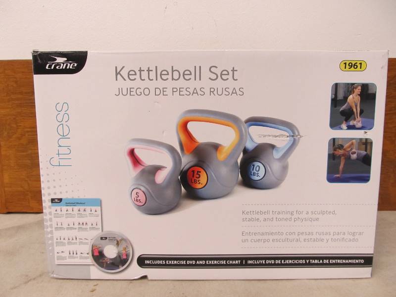 lot 65 image: NEW IN BOX Kettle Bell Set
