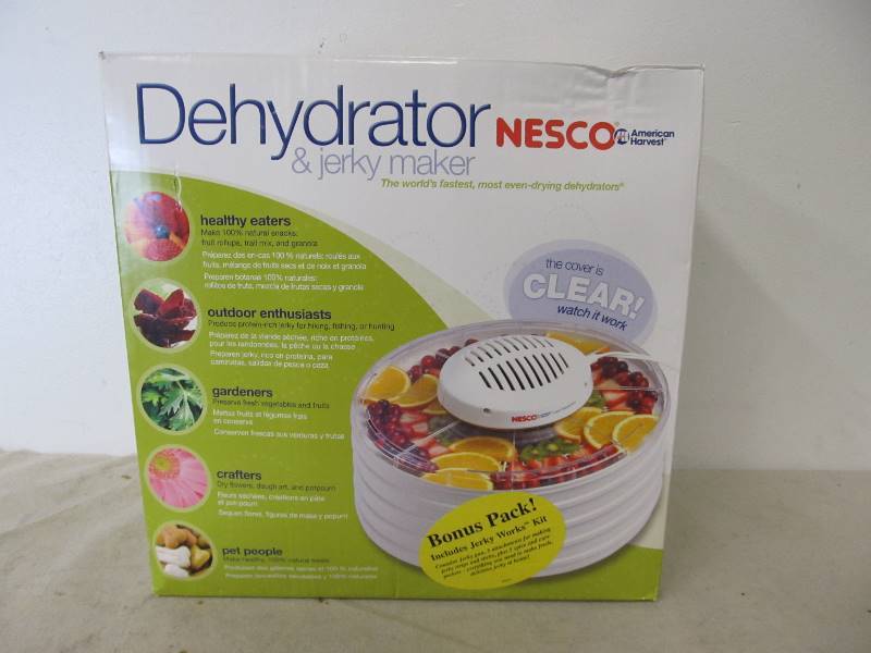 lot 56 image: Pair of unused Kitchen Items- Dehydrator & Juicer
