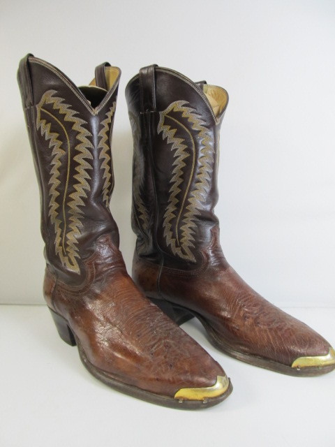 lot 23 image: Nice Vintage JUSTIN Mens Leather Gold Tipped Cowboy Boots - Size 10.5D