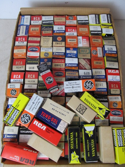 lot 10 image: Lot of Assorted Vintage Boxed Radio Tubes