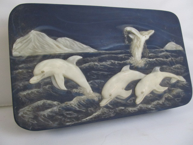 lot 20 image: Large Vintage INCOLAY Carved Stone Jewelry Box - Dolphins & Whales