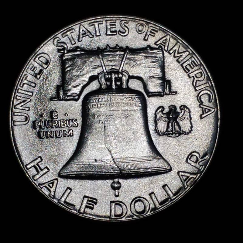 lot 30 image: 1952 Franklin Silver Half Dollar - BUHighest Grade