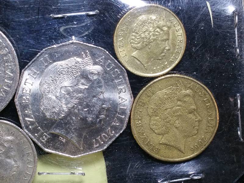 lot 70 image: Australian Coins, $2, $1, etc.