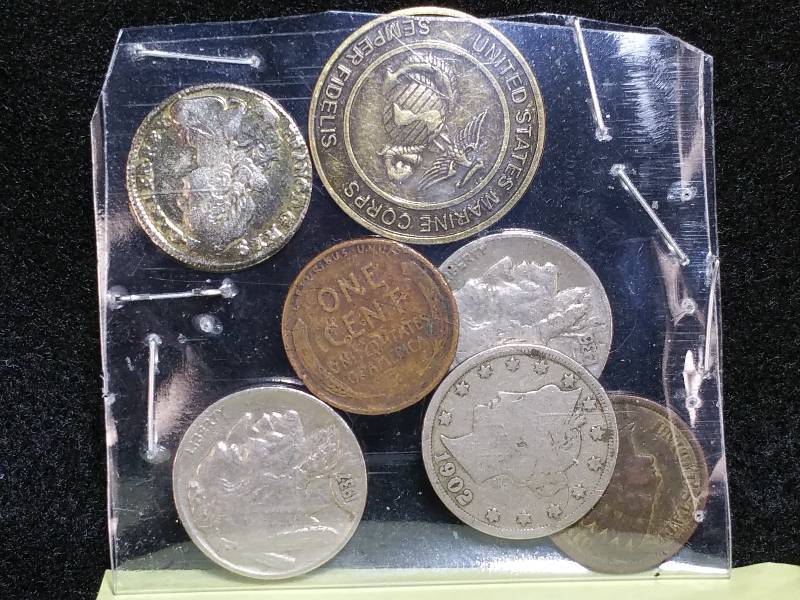 lot 72 image: Group of 1900s American Coins, Tokens, etc.