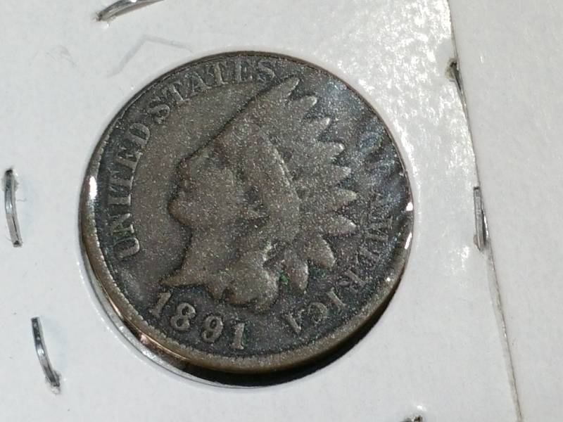 lot 91 image: (17) Indian Head Cents