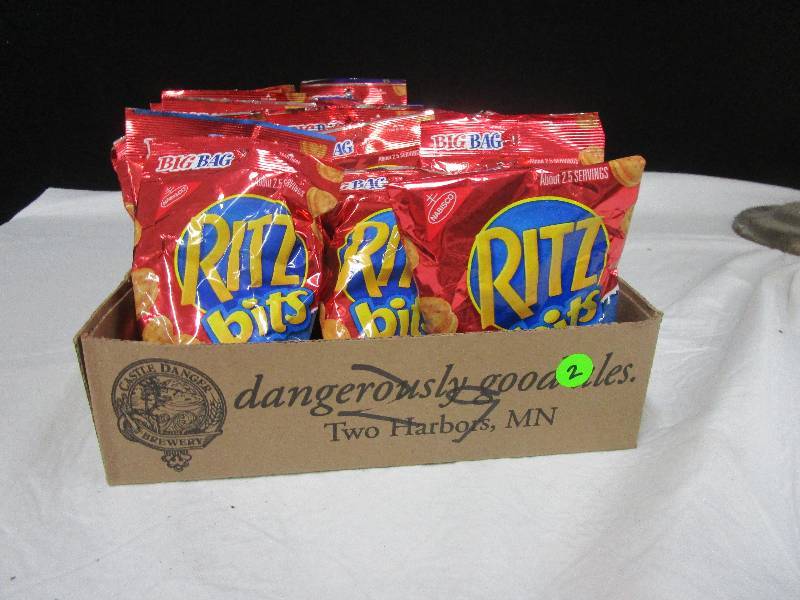 lot 2 image: 29 bags of ritz bits - Cheese