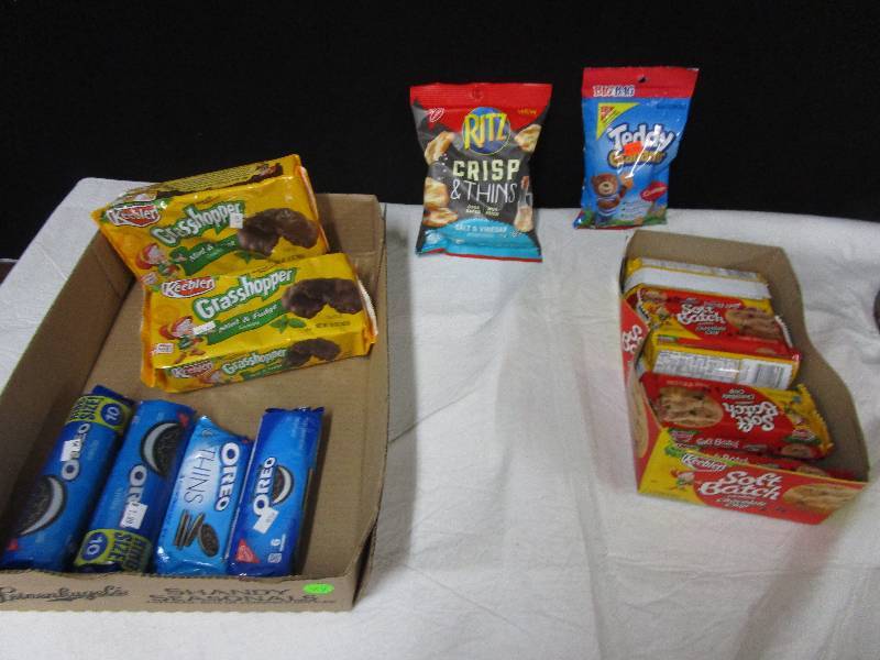 lot 44 image: 2 Grasshopper mint and fudge cookies, 4 oreo, 1 ritz crisp and thins, 8 soft batch chocolate chip, 2 teddy grams
