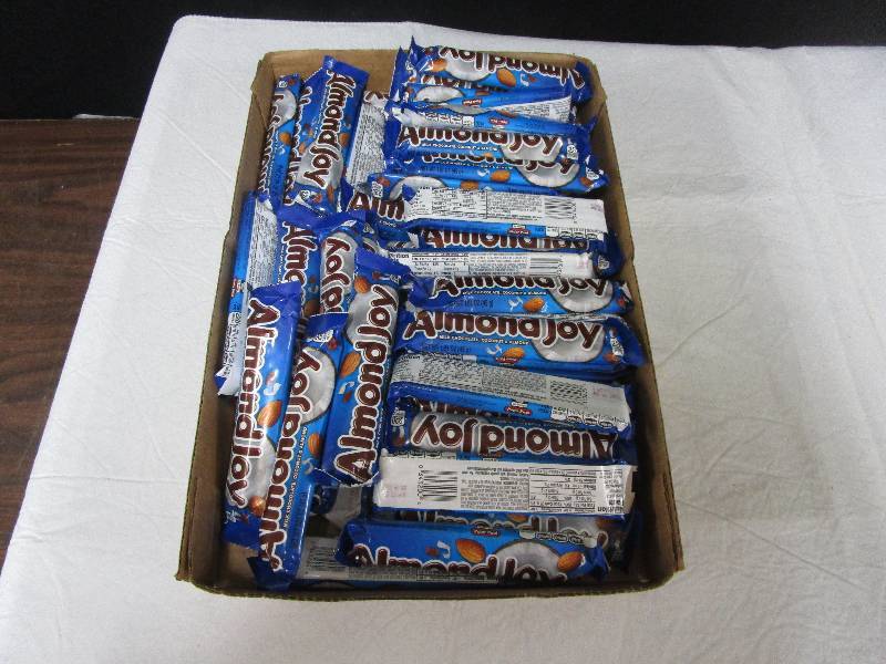 lot 48 image: 57 Almont Joy Bars