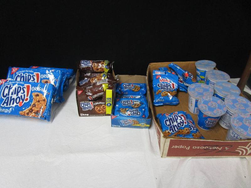 lot 55 image: large assortment of chips ahoy