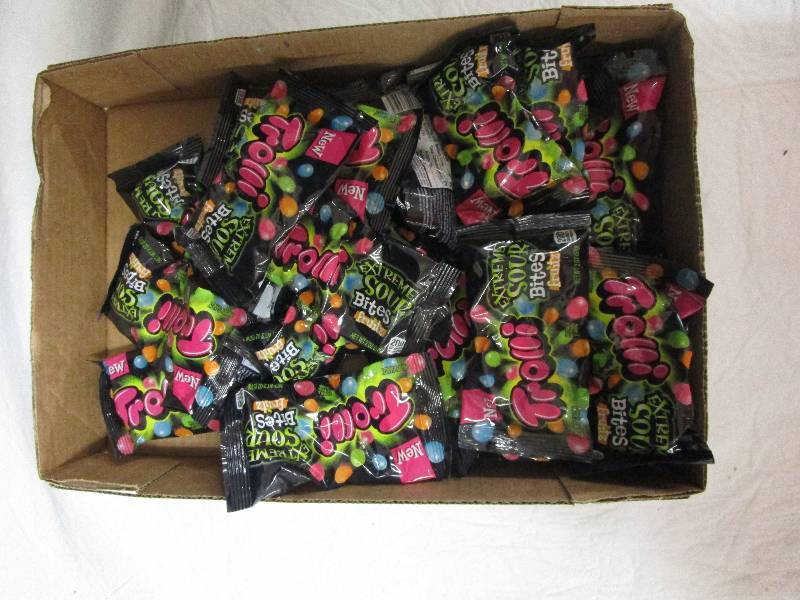 lot 79 image: 23 trolli extreme sour bites.