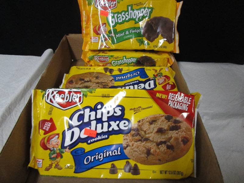 lot 155 image: 6 Packs of Cookies