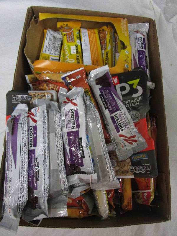 lot 168 image: Various snack items