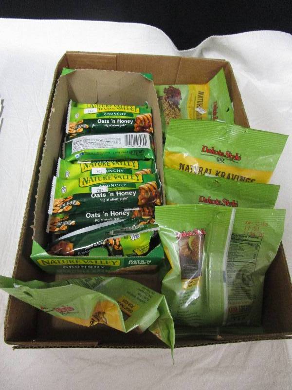 lot 199 image: 20 Snacks