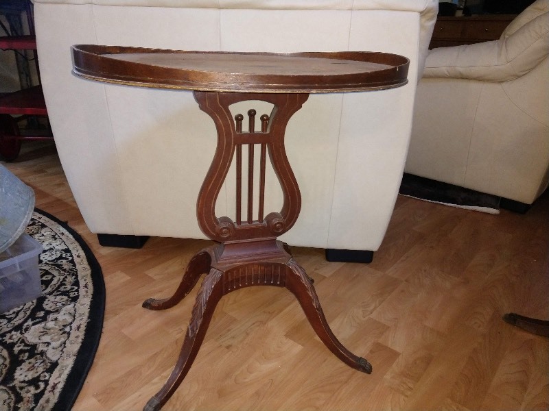 lot 68 image: Mersman Mahogany Oval Lyre Base Side Table