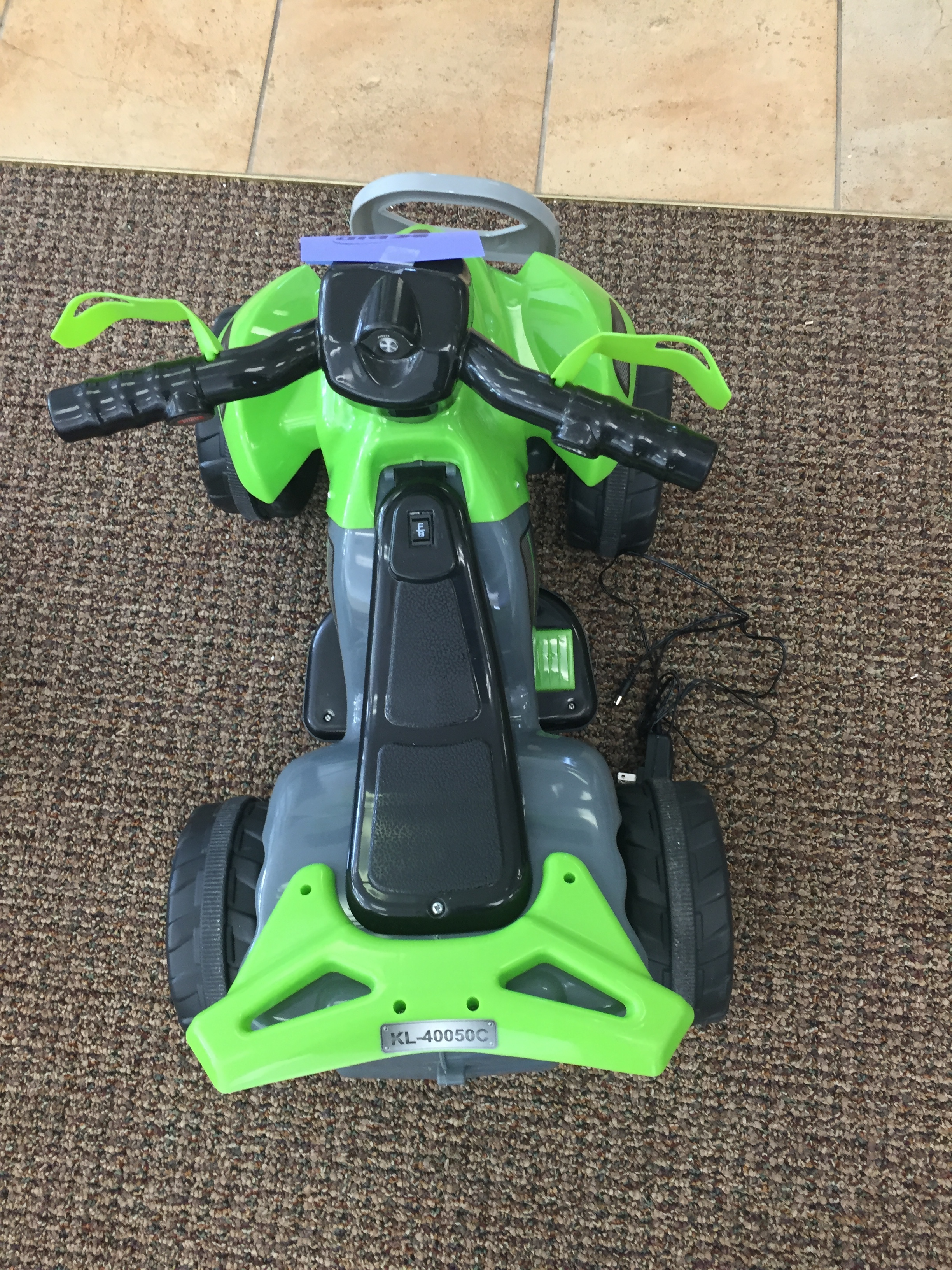 lot 6 image: NEW- Kids Ride On 6V Battery Powered ATV Quad, Green
