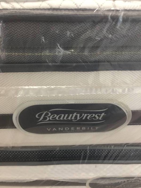 lot 10 image: NEW- CALI-KING SIMMIONS BEAUTYREST-- VANDERBILT COLLECTION-- CASTLETON LUXURY FIRM PILLOW TOP MATTRESS- MSRP $ 1799.99