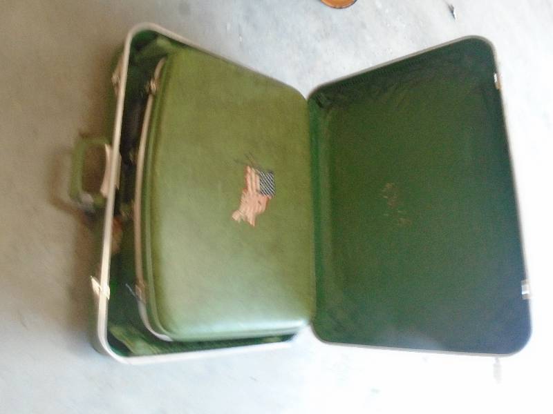 lot 23 image: Suitcases