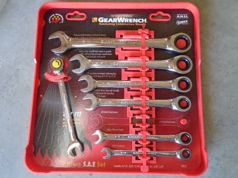 lot 18 image: Wrench Set