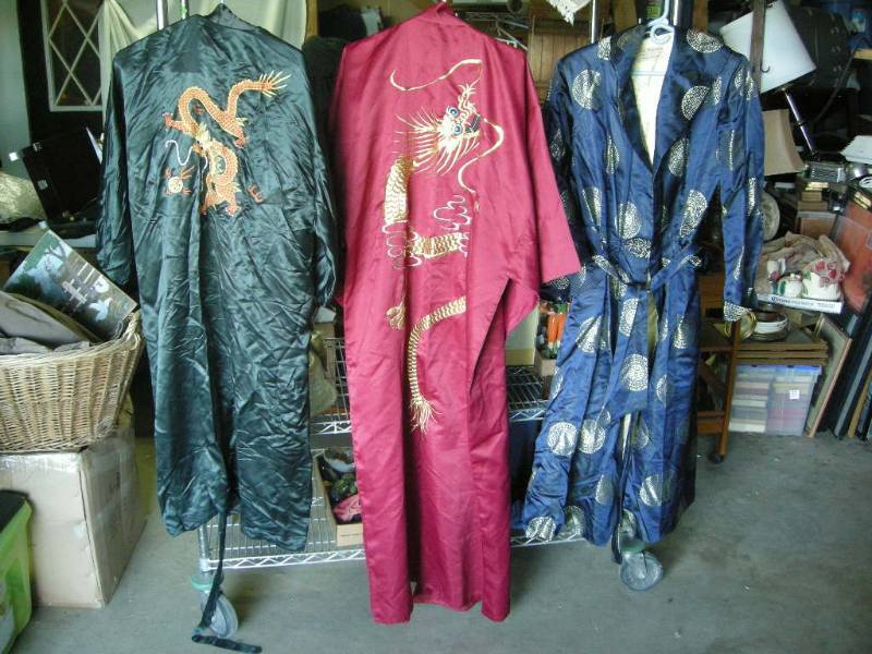 lot 31 image: Vintage Oriental Robes