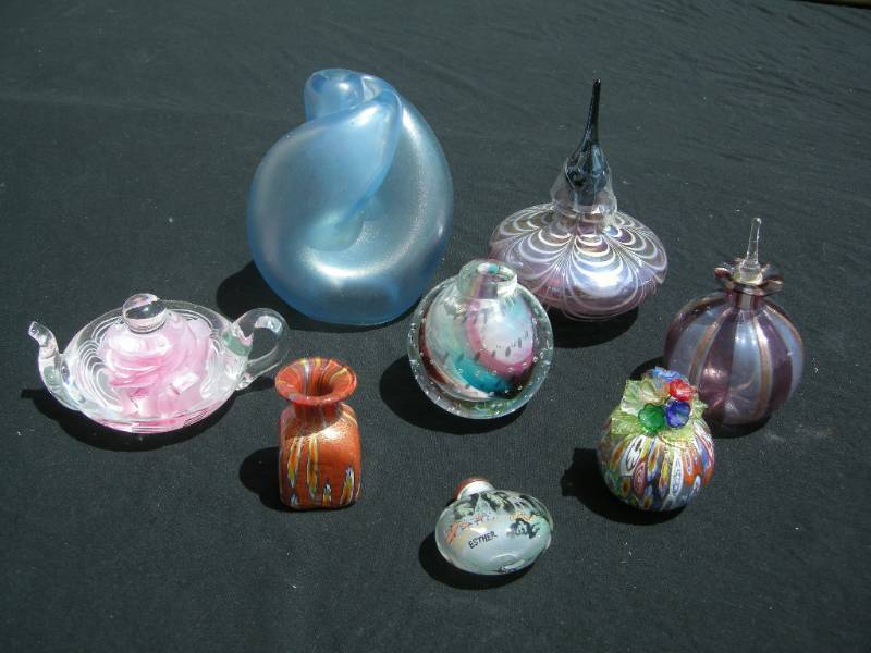 lot 41 image: Art Glass, Perfumes, Paper Weight