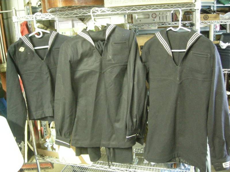 lot 78 image: Vintage US Navy Uniforms