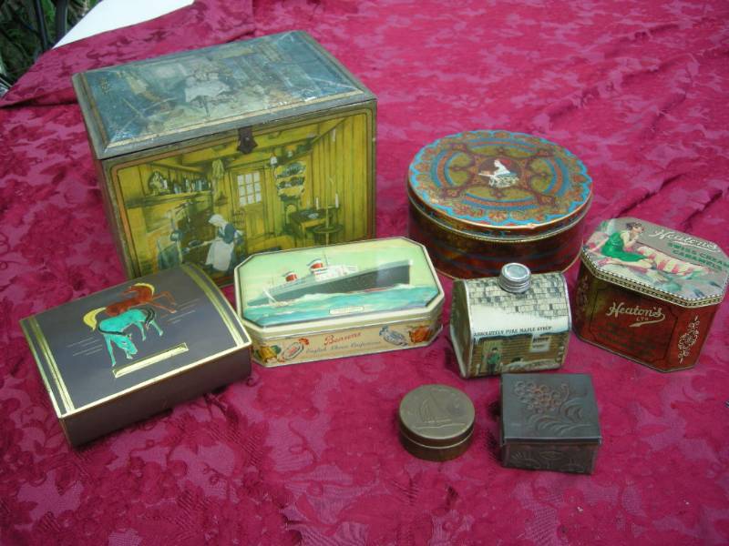 lot 103 image: Collector Tins