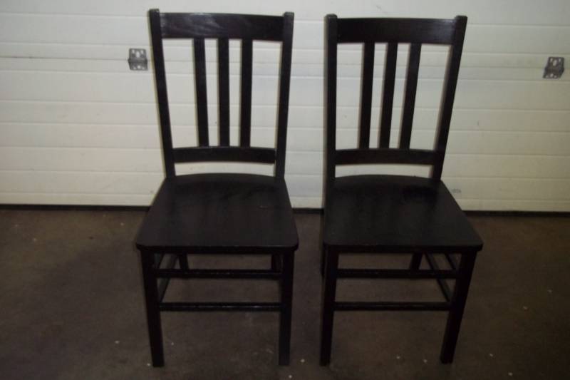 lot 41 image: Pair of Wood Chairs