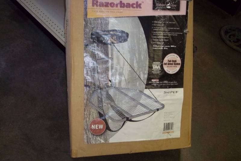 lot 45 image: Razorback Tree Stand